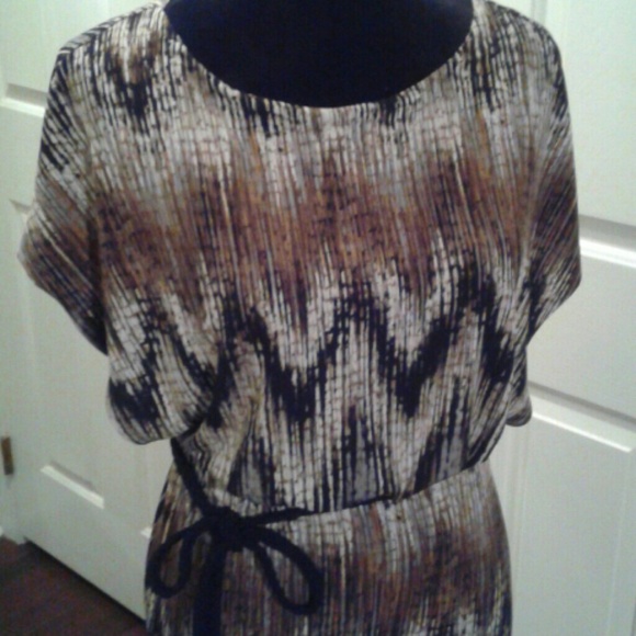 Multi Colored Dress - Picture 2 of 6